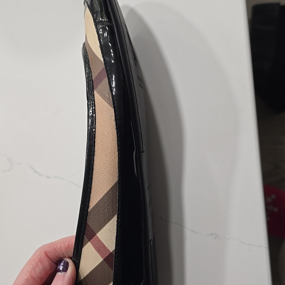 Burberry Signature Plaid Flats Size 40 - Picture 9 of 10